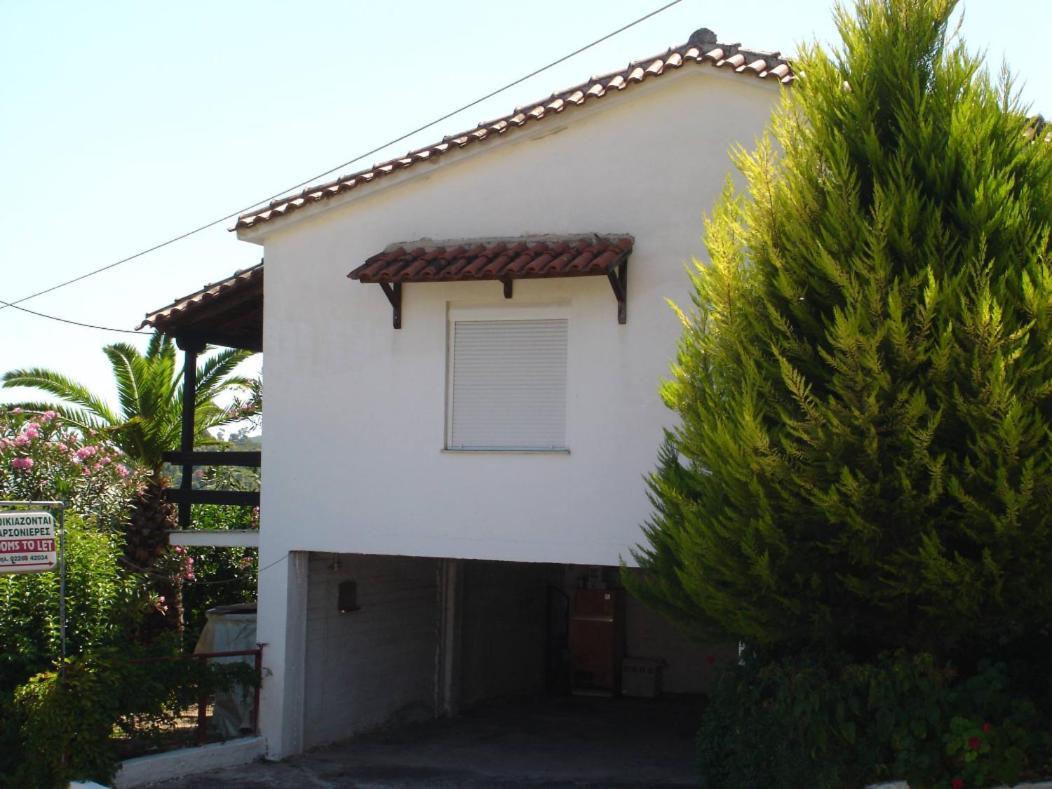 Ilias Appartements Tsaprounis Ellinika  Exterior foto